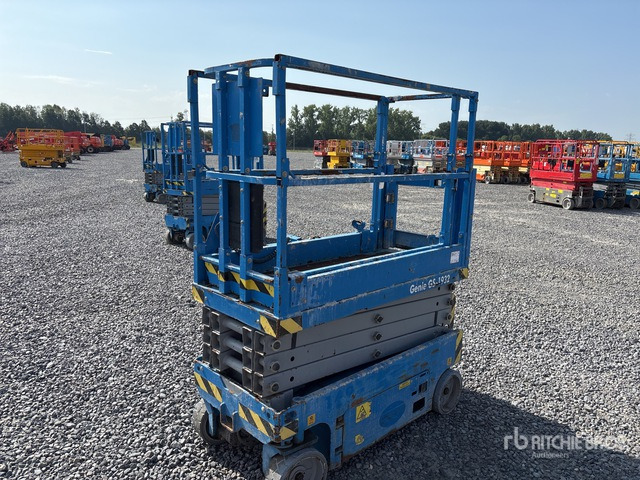 Genie GS-1932 Scissor Lift - Ножничный подъемник: фото 4 Genie GS-1932 Scissor Lift - Ножничный подъемник: фото 4