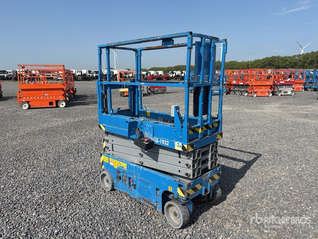Genie GS-1932 Scissor Lift - Ножничный подъемник: фото 1 Genie GS-1932 Scissor Lift - Ножничный подъемник: фото 1