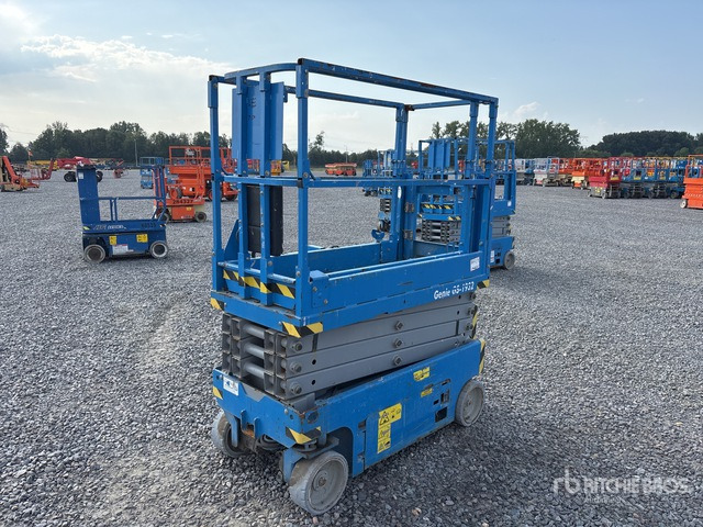 Genie GS-1932 Scissor Lift - Ножничный подъемник: фото 2 Genie GS-1932 Scissor Lift - Ножничный подъемник: фото 2