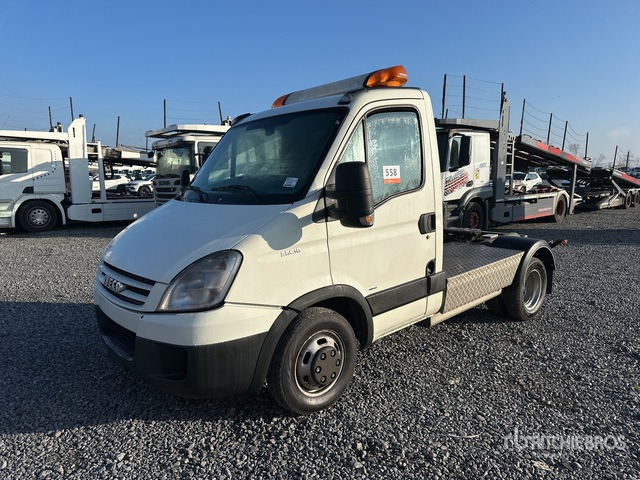 2010 Iveco 35C18 2WD Tractor - Тягач: фото 1 2010 Iveco 35C18 2WD Tractor - Тягач: фото 1