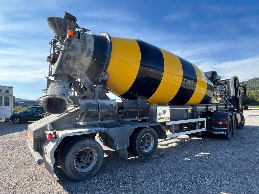 Mercedes-Benz Arocs 6X4 AMT BT 220 semi-trailer concrete mixer - Тягач, Полуприцеп бетоносмеситель: фото 2 Mercedes-Benz Arocs 6X4 AMT BT 220 semi-trailer concrete mixer - Тягач, Полуприцеп бетоносмеситель: фото 2