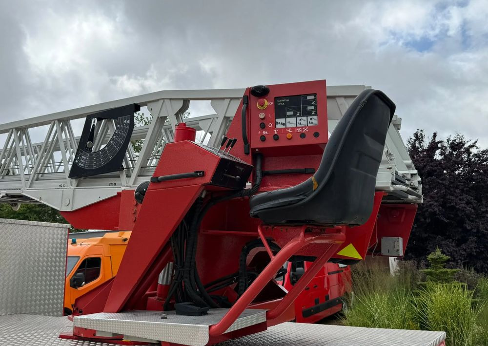 Пожарная машина Iveco Eurocargo 130E24: фото 11 Пожарная машина Iveco Eurocargo 130E24: фото 11