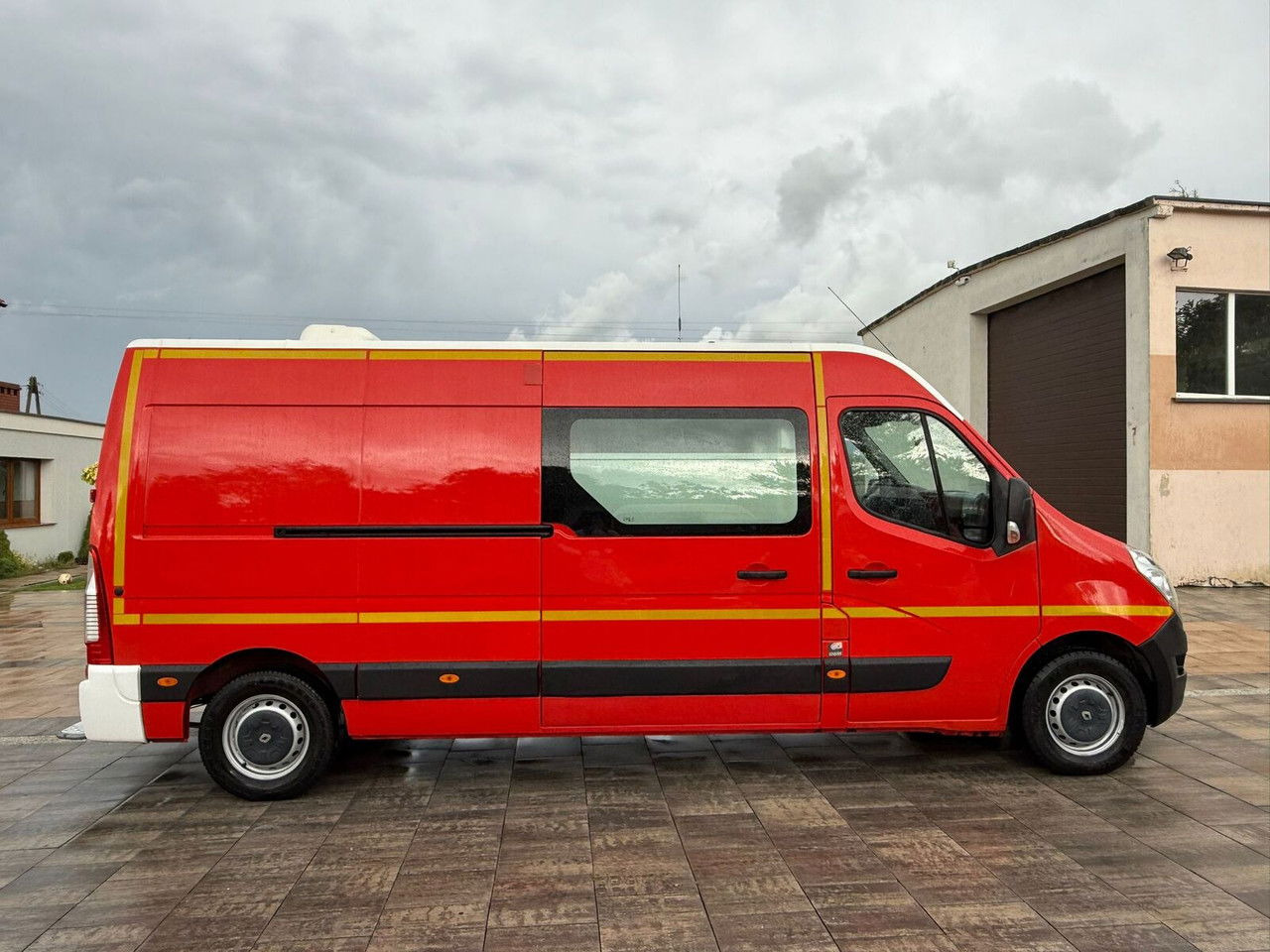 Renault Master 2016 Rok Ambulans Karetka Pogotowie - Машина скорой помощи: фото 4 Renault Master 2016 Rok Ambulans Karetka Pogotowie - Машина скорой помощи: фото 4