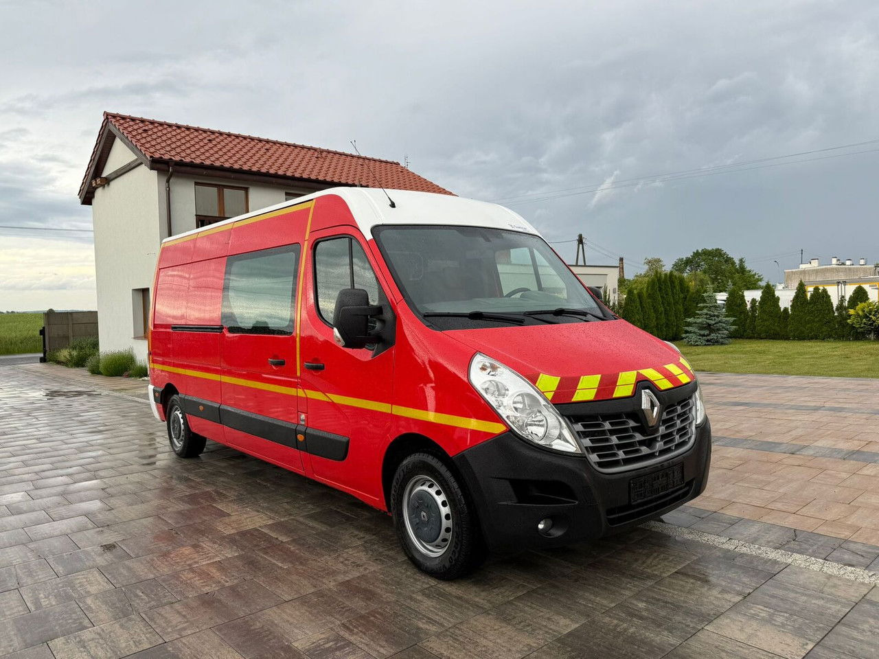 Renault Master 2016 Rok Ambulans Karetka Pogotowie - Машина скорой помощи: фото 1 Renault Master 2016 Rok Ambulans Karetka Pogotowie - Машина скорой помощи: фото 1