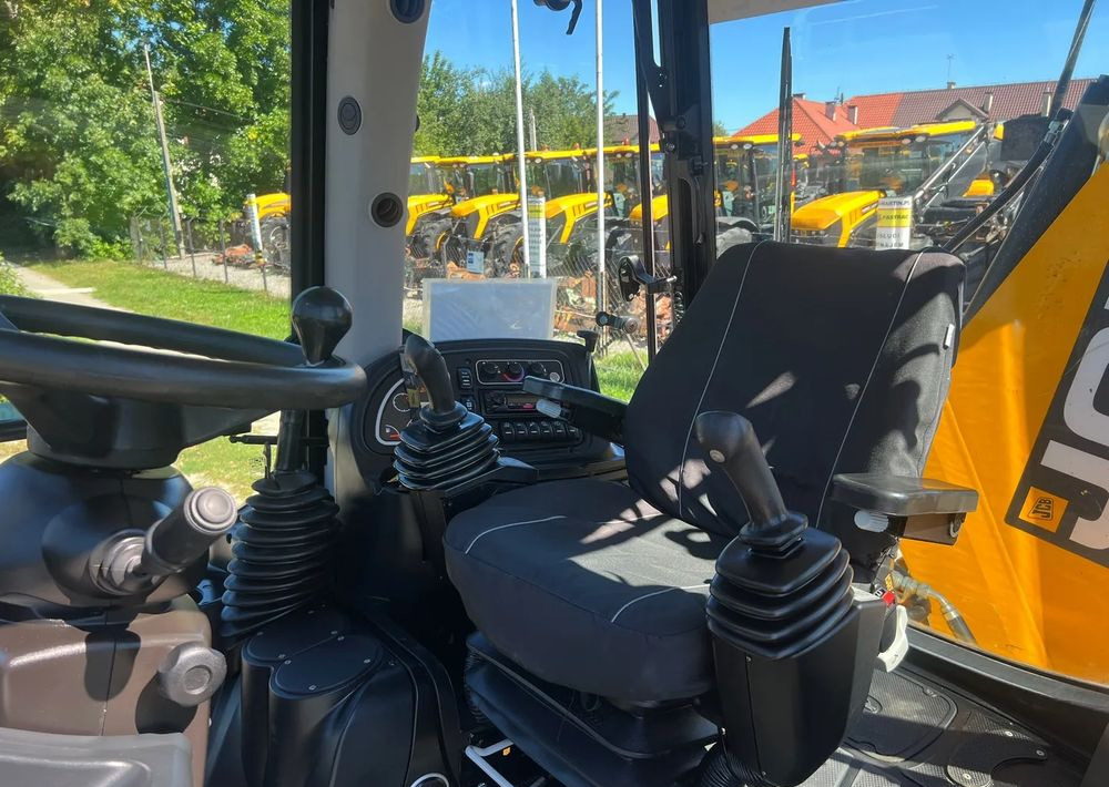 JCB 4CX в лизинг JCB 4CX: фото 17