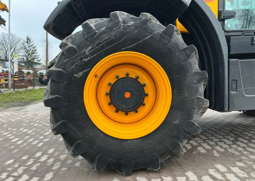 JCB FASTRAC 4220 | 220 KM | 2020 ROK | MAŁO GODZIN | BARDZO DOBRY STAN - Трактор: фото 2 JCB FASTRAC 4220 | 220 KM | 2020 ROK | MAŁO GODZIN | BARDZO DOBRY STAN - Трактор: фото 2