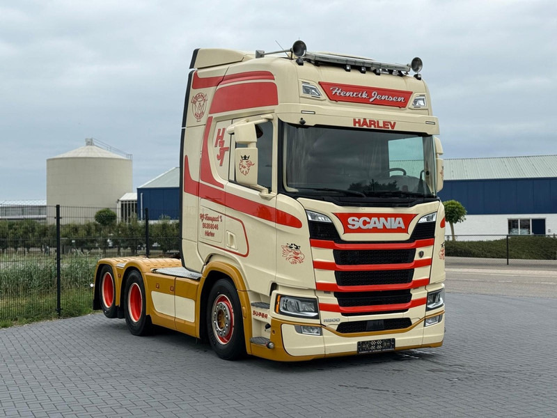 Scania R500 2.95 WB, VOLLUCHT, PTO VOORBEREID, LEER, INTERIEUR. - Тягач: фото 1 Scania R500 2.95 WB, VOLLUCHT, PTO VOORBEREID, LEER, INTERIEUR. - Тягач: фото 1