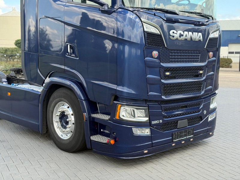 Scania S520 V8 NGS VOLLUCHT, ALCOA, 6 LUCHT BALGEN, LEER. - Тягач: фото 2 Scania S520 V8 NGS VOLLUCHT, ALCOA, 6 LUCHT BALGEN, LEER. - Тягач: фото 2