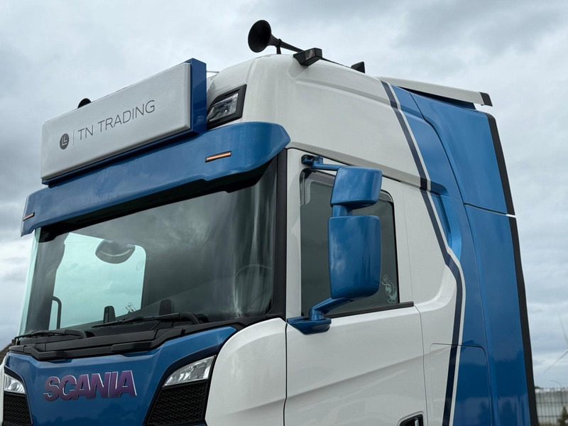 Scania S660 BOOGIE, VOLLUCHT, RETARDER, LEER. - Тягач: фото 4 Scania S660 BOOGIE, VOLLUCHT, RETARDER, LEER. - Тягач: фото 4