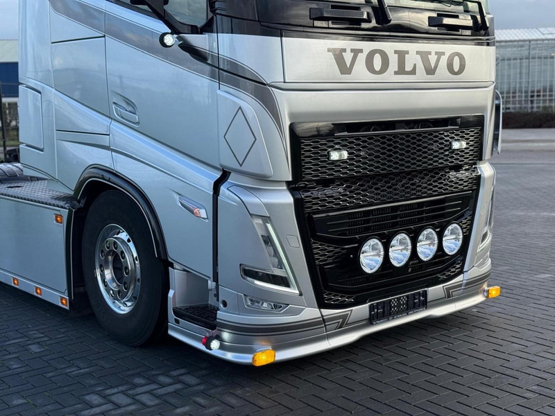 Volvo FH 13.460XL SHOW, ALCOA, INTERIEUR, ALS NIEUW, PUSHER, TOP. - Тягач: фото 5 Volvo FH 13.460XL SHOW, ALCOA, INTERIEUR, ALS NIEUW, PUSHER, TOP. - Тягач: фото 5