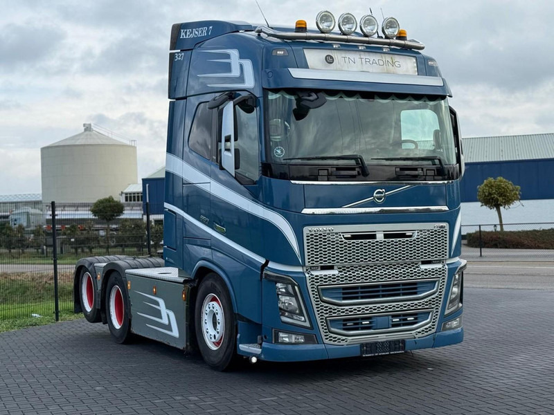Volvo FH16.650 VOLLUCHT, HYDRAULIEK, SHOW INTERIEUR, DYNAMIC STEERING. - Тягач: фото 1 Volvo FH16.650 VOLLUCHT, HYDRAULIEK, SHOW INTERIEUR, DYNAMIC STEERING. - Тягач: фото 1