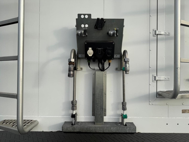 Kraker CF-200 HOLLAND TRAILER, ALCOA, STAR, GOEDE VLOER, TOP. - Полуприцеп с подвижным полом: фото 4 Kraker CF-200 HOLLAND TRAILER, ALCOA, STAR, GOEDE VLOER, TOP. - Полуприцеп с подвижным полом: фото 4