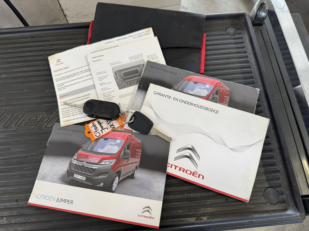 Citroën Jumper-30 2.2 HDI L1H1 Economy 3 Zitplaatsen Airco Cruise Bluetooth Media player - Цельнометаллический фургон: фото 4 Citroën Jumper-30 2.2 HDI L1H1 Economy 3 Zitplaatsen Airco Cruise Bluetooth Media player - Цельнометаллический фургон: фото 4