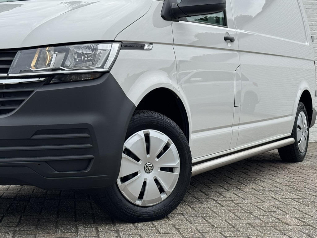 Volkswagen Transporter-2.0 TDI L2H1 28 Comfortline Navigatie Trekhaak Carplay Cruise Airco Lat om lat 4 Seizoenen banden - Цельнометаллический фургон: фото 3 Volkswagen Transporter-2.0 TDI L2H1 28 Comfortline Navigatie Trekhaak Carplay Cruise Airco Lat om lat 4 Seizoenen banden - Цельнометаллический фургон: фото 3