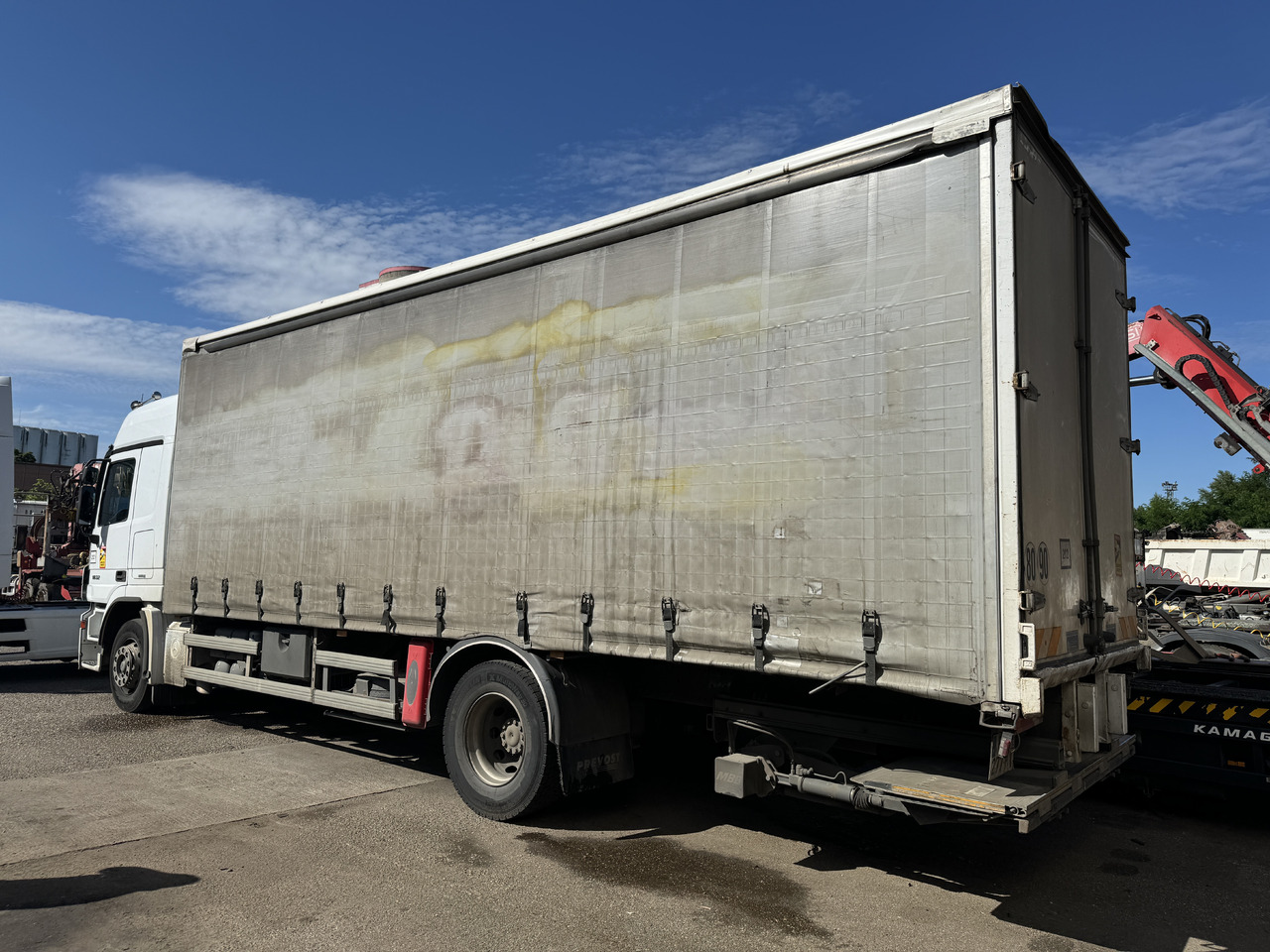 MERCEDES-BENZ ACTROS 1832 - Тентованный грузовик: фото 4 MERCEDES-BENZ ACTROS 1832 - Тентованный грузовик: фото 4
