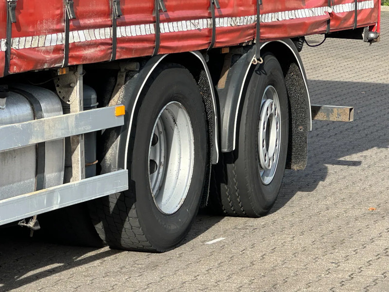 DAF CF 330 6X2*4 Schuifzeil / Laadklep / Kooiaap 05-2026 Apk! - Тентованный грузовик: фото 3 DAF CF 330 6X2*4 Schuifzeil / Laadklep / Kooiaap 05-2026 Apk! - Тентованный грузовик: фото 3