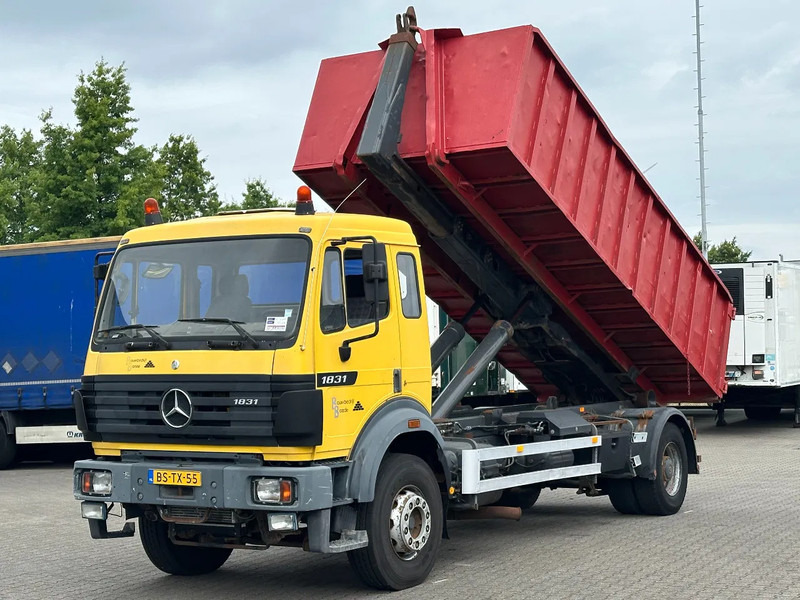 Mercedes-Benz SK 1931 4x2 Meiler Haakarm 20T Manual + Telma / Euro 1 - Крюковой мультилифт: фото 1 Mercedes-Benz SK 1931 4x2 Meiler Haakarm 20T Manual + Telma / Euro 1 - Крюковой мультилифт: фото 1