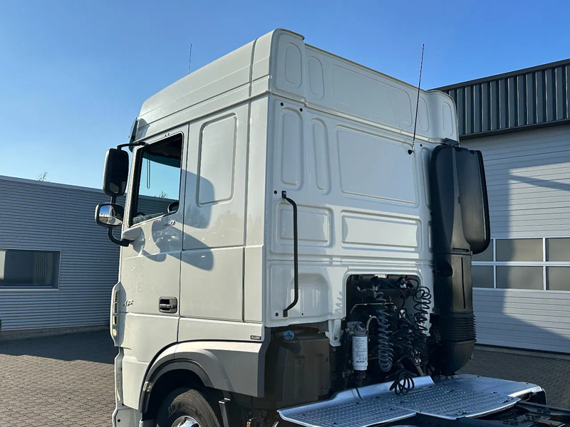 Тягач DAF XF 450 Space Cab - Euro 6 - Alcoa - Smart Tacho: фото 10 Тягач DAF XF 450 Space Cab - Euro 6 - Alcoa - Smart Tacho: фото 10