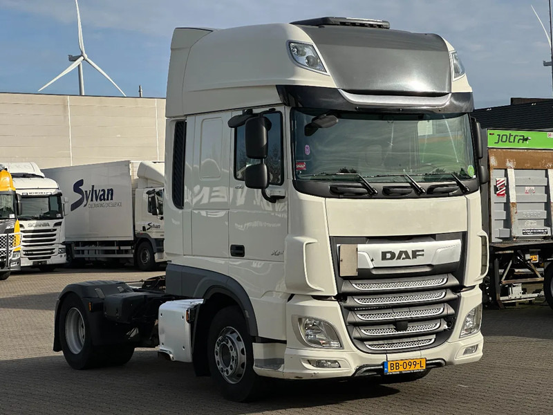 DAF XF 450 Super Space Cab Euro 6 - Тягач: фото 2 DAF XF 450 Super Space Cab Euro 6 - Тягач: фото 2