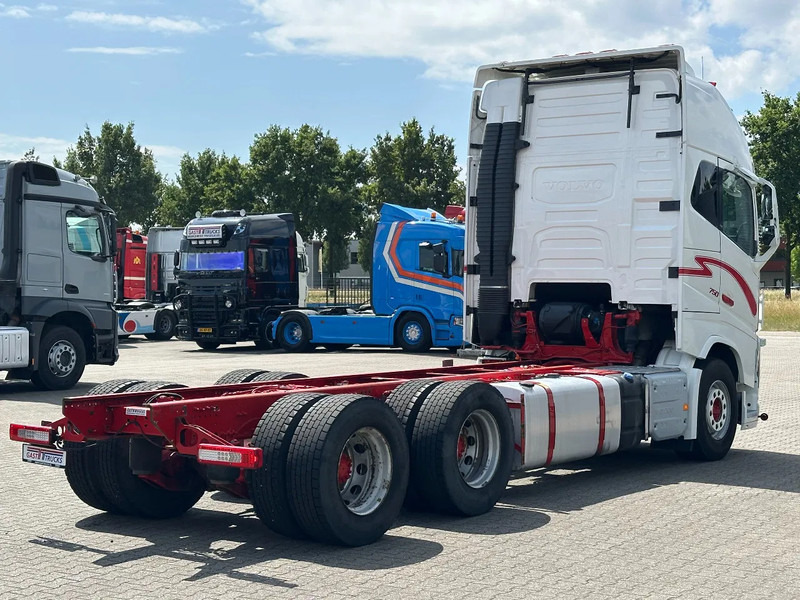 Volvo FH 16.750 6x4 Globe XL Chassis Retarder 4.30 Wb Full Air - Грузовик-шасси: фото 3 Volvo FH 16.750 6x4 Globe XL Chassis Retarder 4.30 Wb Full Air - Грузовик-шасси: фото 3