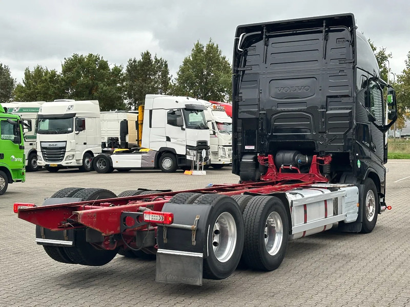 Volvo FH 540 6x2 Globe XL - Retarder - Dual Clutch - 4.30 WB - Full Air - Грузовик-шасси: фото 3 Volvo FH 540 6x2 Globe XL - Retarder - Dual Clutch - 4.30 WB - Full Air - Грузовик-шасси: фото 3