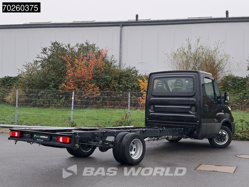 Iveco Daily 35C21 Neu! 3.0L 2025-Modell Automatik 210PS Radstand 410 Fahrgestell Doppelbereifung LED ACC Klima Euro6 Chassis A/C - Фургон: фото 5 Iveco Daily 35C21 Neu! 3.0L 2025-Modell Automatik 210PS Radstand 410 Fahrgestell Doppelbereifung LED ACC Klima Euro6 Chassis A/C - Фургон: фото 5