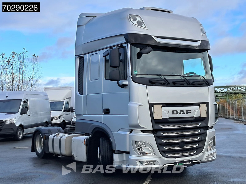 DAF XF 480 4X2 SSC Retarder Mega 2xTanks ACC LED Standklima Euro 6 - Тягач: фото 2 DAF XF 480 4X2 SSC Retarder Mega 2xTanks ACC LED Standklima Euro 6 - Тягач: фото 2