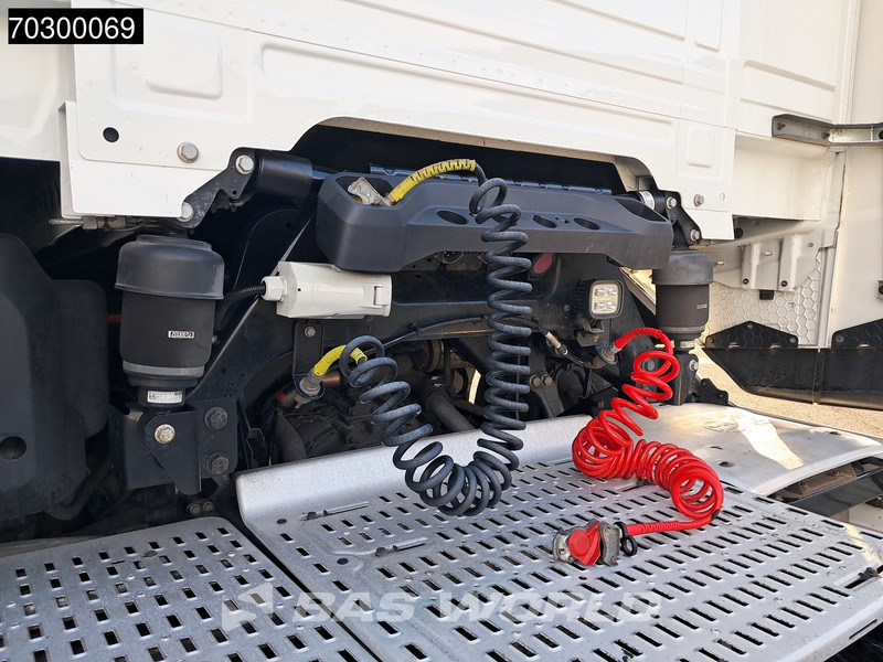 DAF XG 4X2 Retarder 2xTanks ACC LED Standklima Euro 6 - Тягач: фото 5 DAF XG 4X2 Retarder 2xTanks ACC LED Standklima Euro 6 - Тягач: фото 5