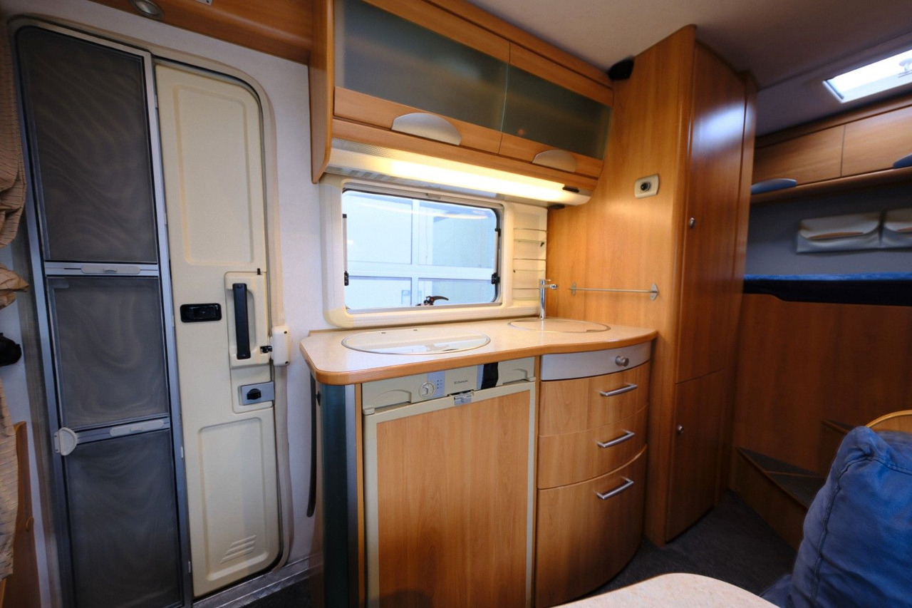 Новый Интегрированный автодом HYMER / ERIBA / HYMERCAR B 504 - 1.HAND - FESTBETT+HUBBETT - TÜV 8/26: фото 20