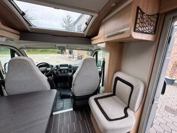 Полуинтегрированный автодом Knaus Sky TI 700 MEG Platinum Selection/Einzelbetten: фото 12