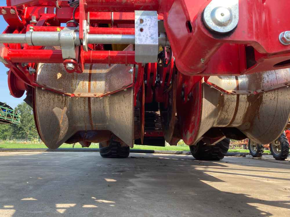 Grimme SE 150-60 UB - Картофелеуборочный комбайн: фото 4 Grimme SE 150-60 UB - Картофелеуборочный комбайн: фото 4