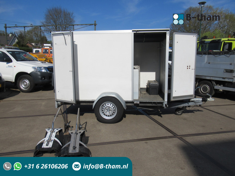 Hapert EA R + TEHA hose reel STKi2 20/12 - Прицеп-фургон: фото 1 Hapert EA R + TEHA hose reel STKi2 20/12 - Прицеп-фургон: фото 1
