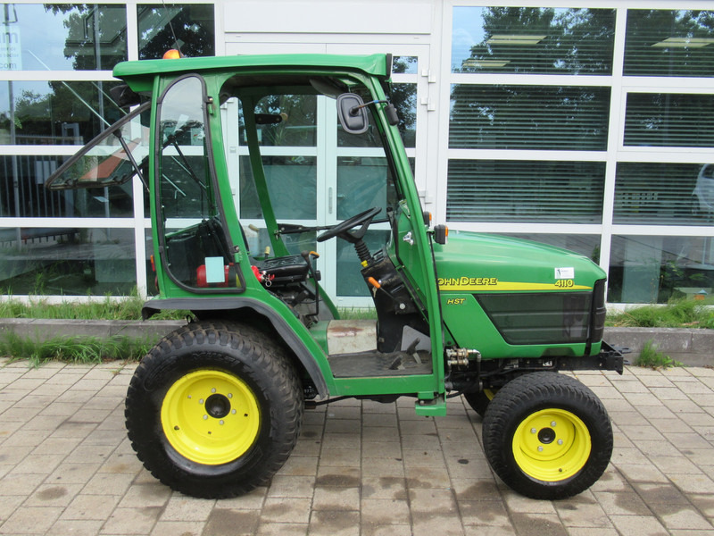 John Deere 4110 4WD 4x4 Hydrostaat Cabine - Трактор: фото 4 John Deere 4110 4WD 4x4 Hydrostaat Cabine - Трактор: фото 4