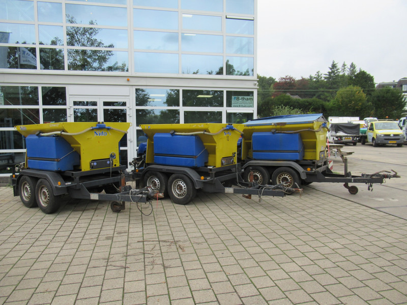 NIDO Stratos B11L-18 ACLN280 1,1M3 + 500L. Zoutstrooier Salzstreuer Saltspreader - Разбрасыватель песка/ Соли: фото 2 NIDO Stratos B11L-18 ACLN280 1,1M3 + 500L. Zoutstrooier Salzstreuer Saltspreader - Разбрасыватель песка/ Соли: фото 2