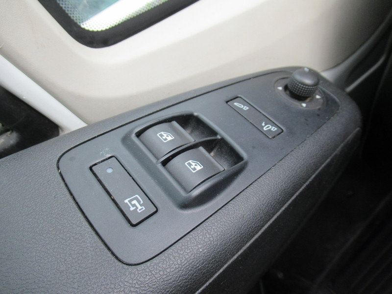 Легковой фургон Peugeot Boxer 330 2.2 HDI 96KW L2H2 XR Airco Klima Flitsers: фото 19