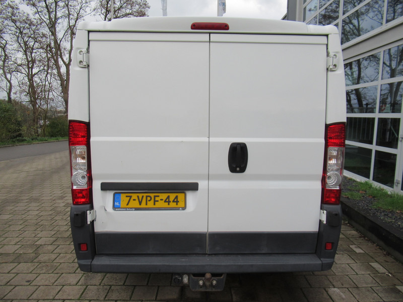 Легковой фургон Peugeot Boxer 330 3.0 HDI 116KW L1H1 P+: фото 7 Легковой фургон Peugeot Boxer 330 3.0 HDI 116KW L1H1 P+: фото 7