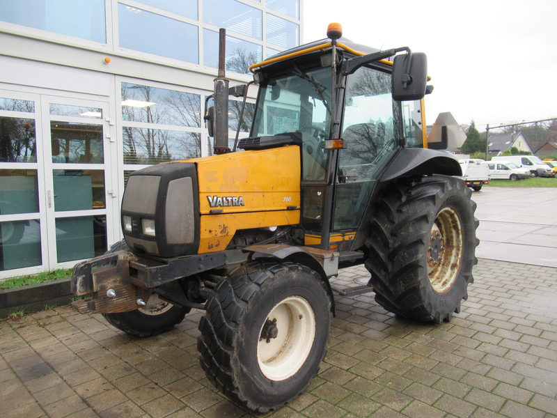 Valtra 700 4x2 VALMET - Трактор: фото 3 Valtra 700 4x2 VALMET - Трактор: фото 3