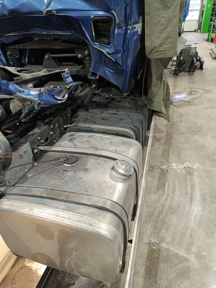 Грузовик-шасси Iveco 110EL25 Unfallchassis ohne Motor/Getriebe: фото 11