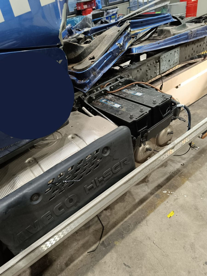 Грузовик-шасси Iveco 110EL25 Unfallchassis ohne Motor/Getriebe: фото 9