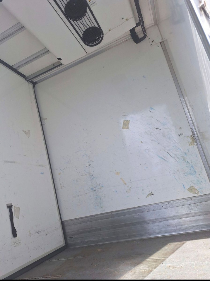 Iveco POLEN! 120E19CF T1000R Spectrum - Рефрижератор: фото 5 Iveco POLEN! 120E19CF T1000R Spectrum - Рефрижератор: фото 5