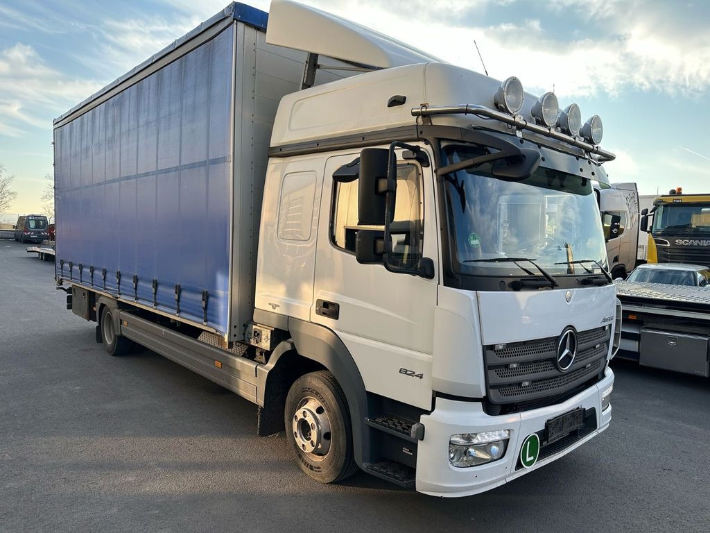 Mercedes-Benz Atego 824 Top-Ausstattung*Plane-Pritsche*Top - Тентованный грузовик: фото 1 Mercedes-Benz Atego 824 Top-Ausstattung*Plane-Pritsche*Top - Тентованный грузовик: фото 1