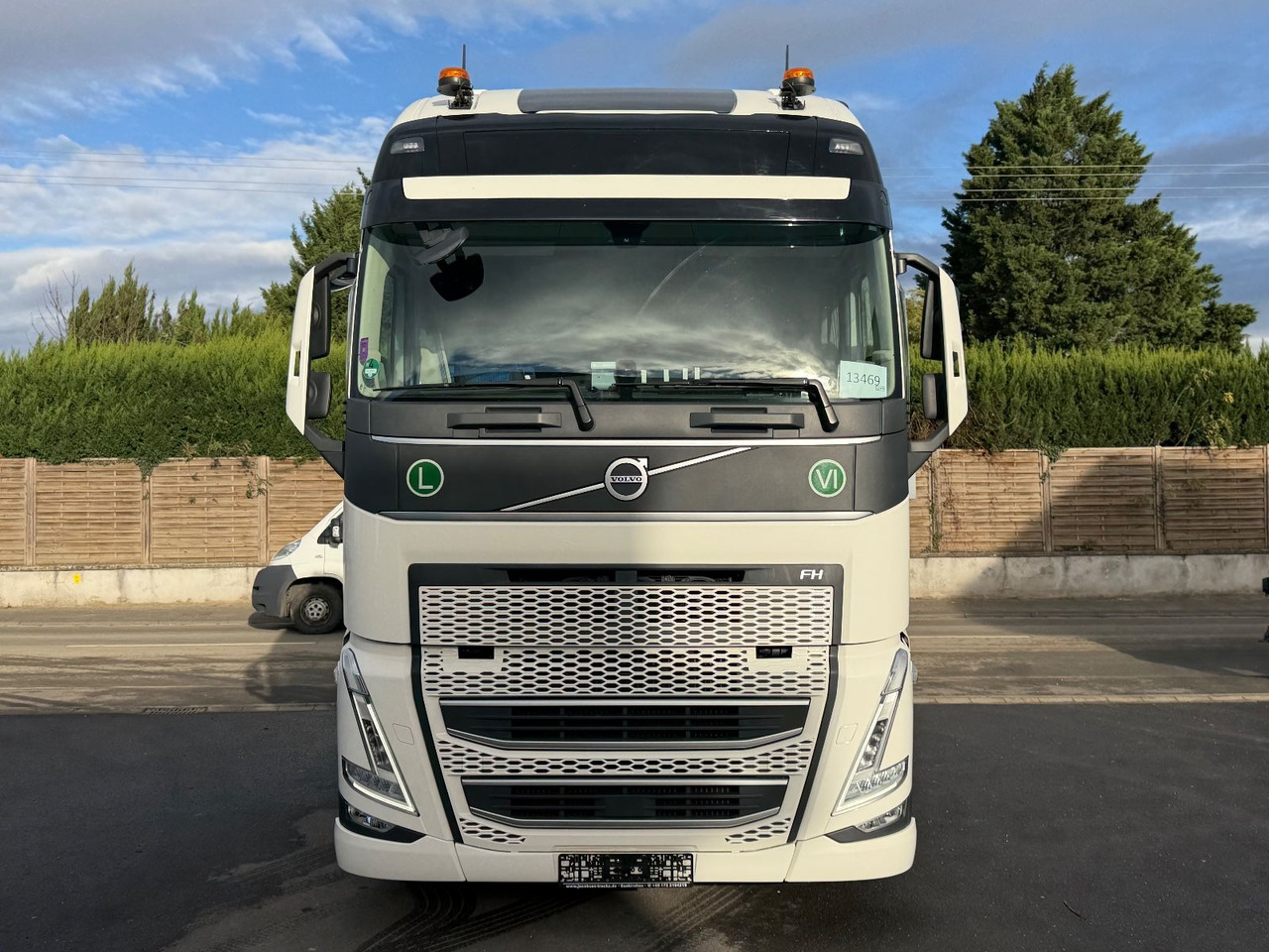 Volvo FH 460 Globetrotter XL, iSave, Lowdeck, Hub, E6 - Тягач: фото 2 Volvo FH 460 Globetrotter XL, iSave, Lowdeck, Hub, E6 - Тягач: фото 2