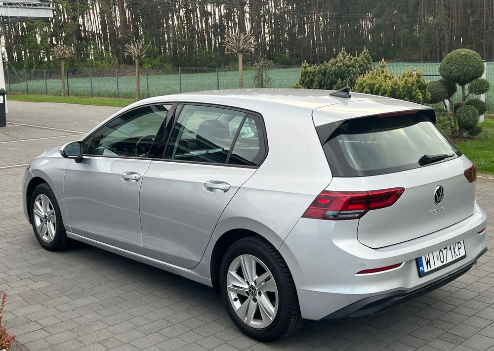 Volkswagen Golf VIII 1.0 TSI Active - Легковой автомобиль: фото 2 Volkswagen Golf VIII 1.0 TSI Active - Легковой автомобиль: фото 2