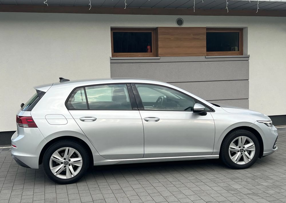 Volkswagen Golf VIII 1.0 TSI Active - Легковой автомобиль: фото 3 Volkswagen Golf VIII 1.0 TSI Active - Легковой автомобиль: фото 3