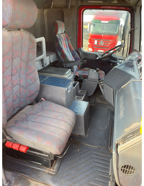 Тягач Mercedes-Benz Actros 1840: фото 9