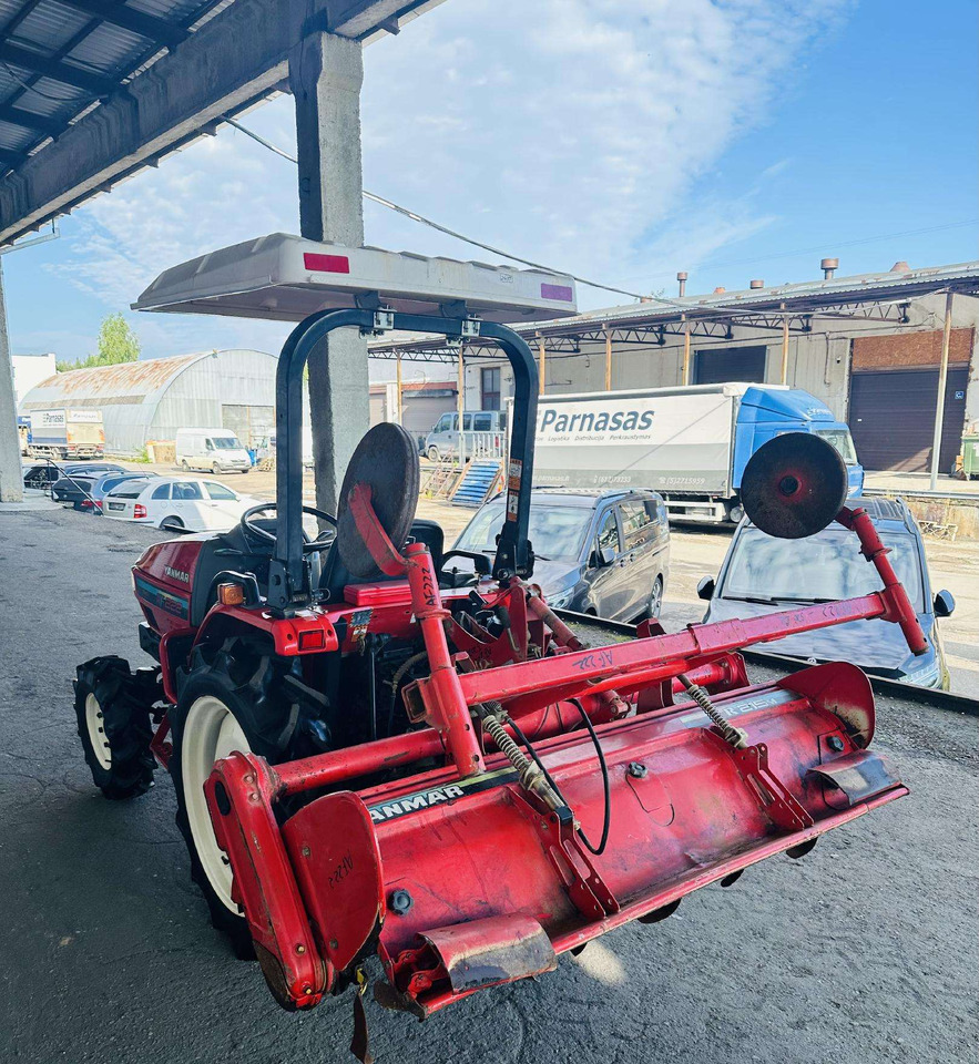 Yanmar AF222 - Трактор: фото 4 Yanmar AF222 - Трактор: фото 4