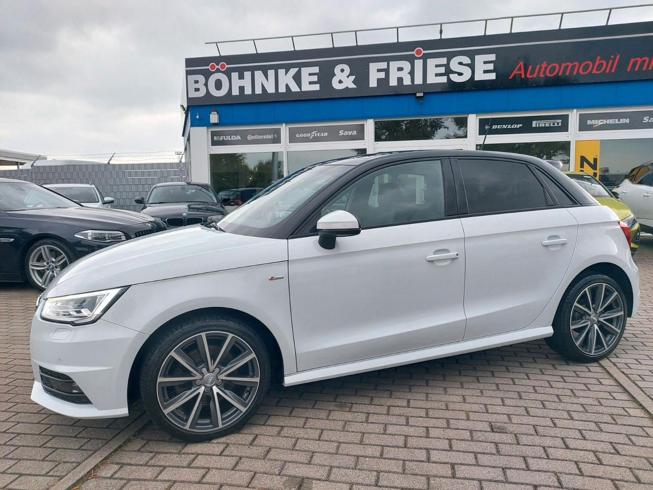 Седан Audi A1 Sportback sport S-Line Pano Bose Xenon DAB: фото 11