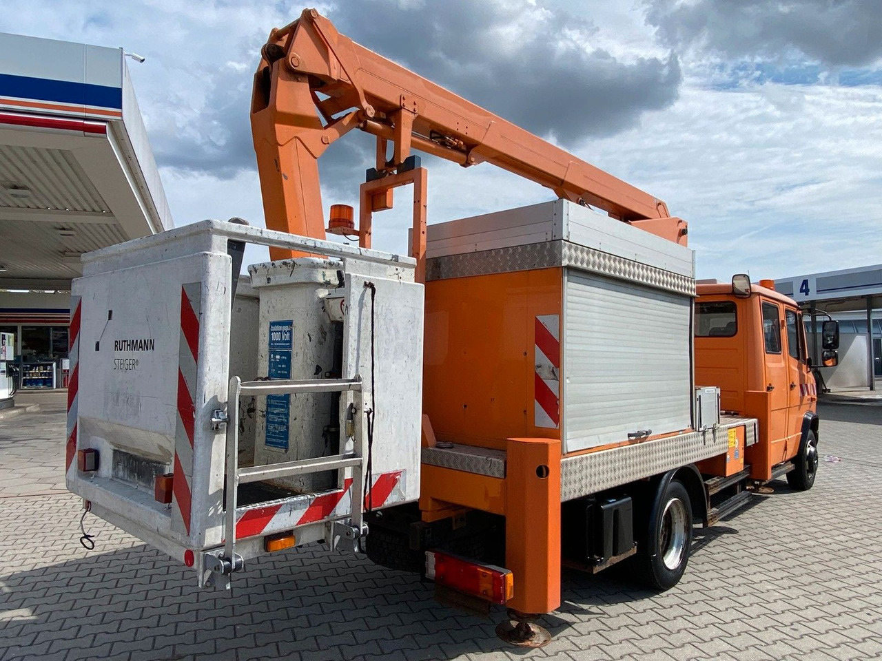 Грузовик с подъемником Mercedes-Benz VARIO 816D 4x4 HUB Steiger Ruthmann K130: фото 7 Грузовик с подъемником Mercedes-Benz VARIO 816D 4x4 HUB Steiger Ruthmann K130: фото 7