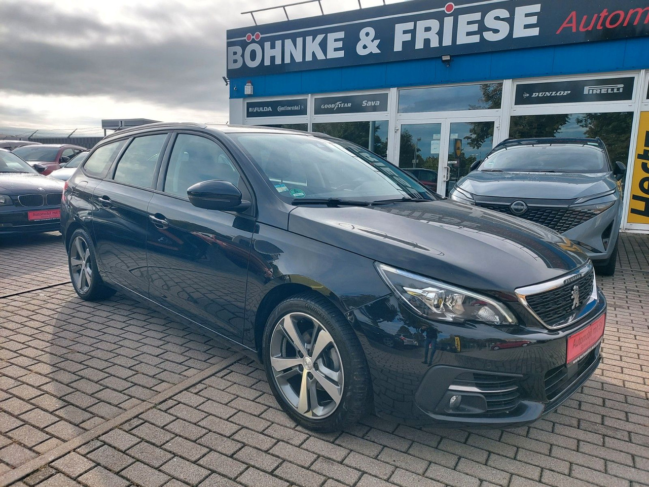 Peugeot 308 SW Active Business Panorama DAB Navi LED - Универсал: фото 1 Peugeot 308 SW Active Business Panorama DAB Navi LED - Универсал: фото 1