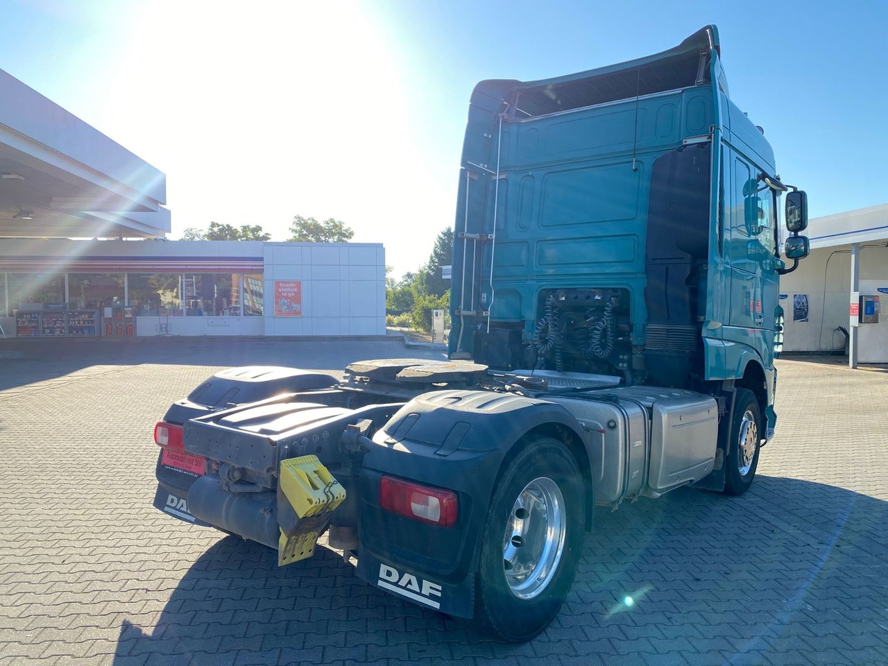 DAF XF 440 EURO 6 KIPPHYDRAULIK ALUFELGEN - Тягач: фото 3 DAF XF 440 EURO 6 KIPPHYDRAULIK ALUFELGEN - Тягач: фото 3